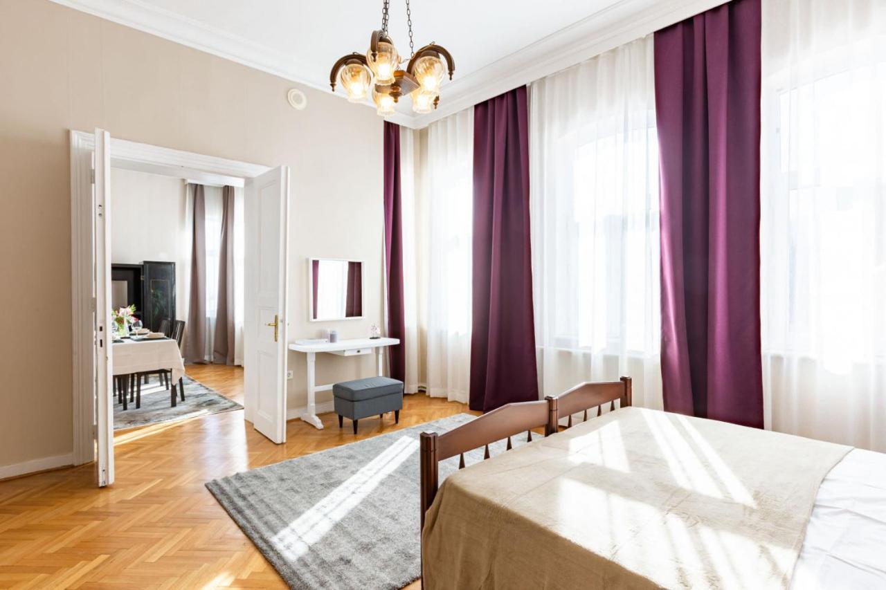 Historical Flat With A Lovely Sea View In Beyoglu Estambul Exterior foto