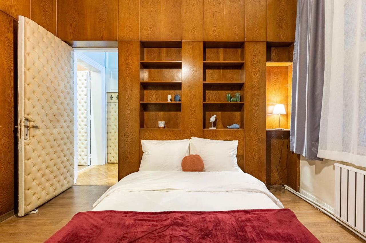 Historical Flat With A Lovely Sea View In Beyoglu Estambul Exterior foto