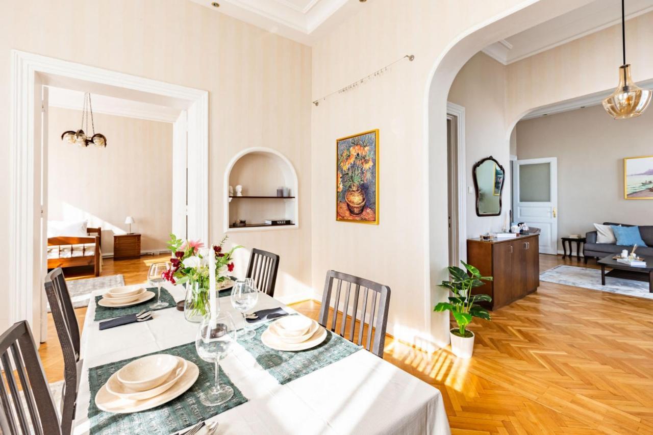 Historical Flat With A Lovely Sea View In Beyoglu Estambul Exterior foto
